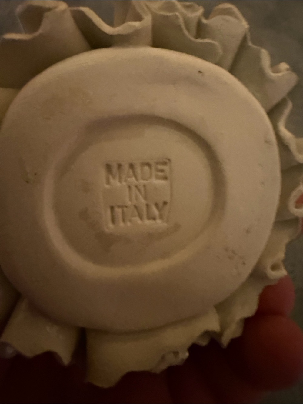 Handcrafted Cream Ceramic Accent - Made in Italy